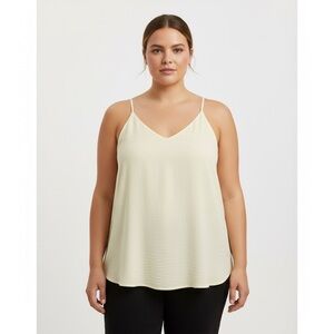 Pennington’s Addition Elle cream coloured V-neck camisole tank top size 4X NWT